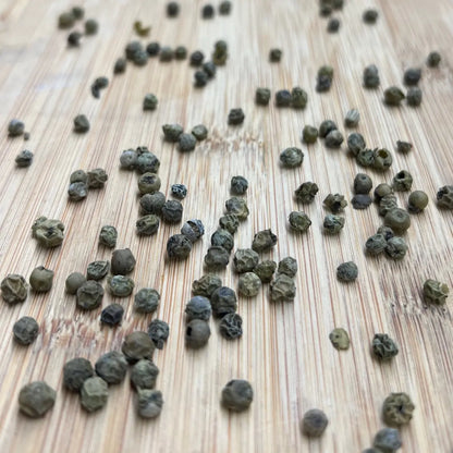 Grüner Pfeffer – Frischer Pfeffer mit milder Schärfe & feinem Aroma
