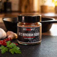 Joe's Wingman Buddy mit Knoblauch und getrockneten Chilis