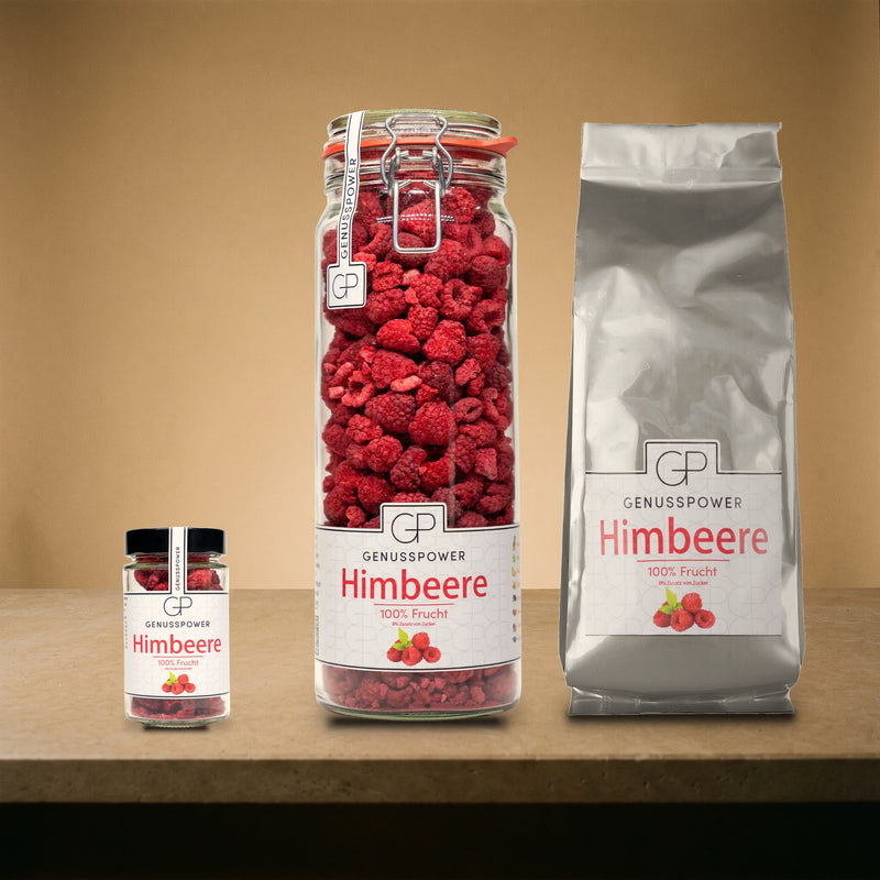 Himbeeren in allen drei Größen nebeneinander
